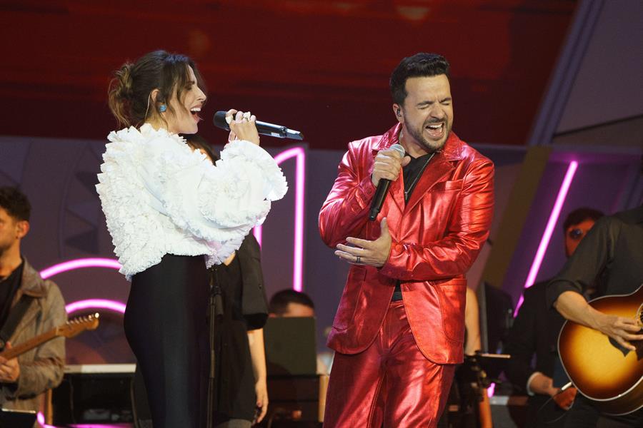 Malú y Luis en los Premios Dial Tenerife