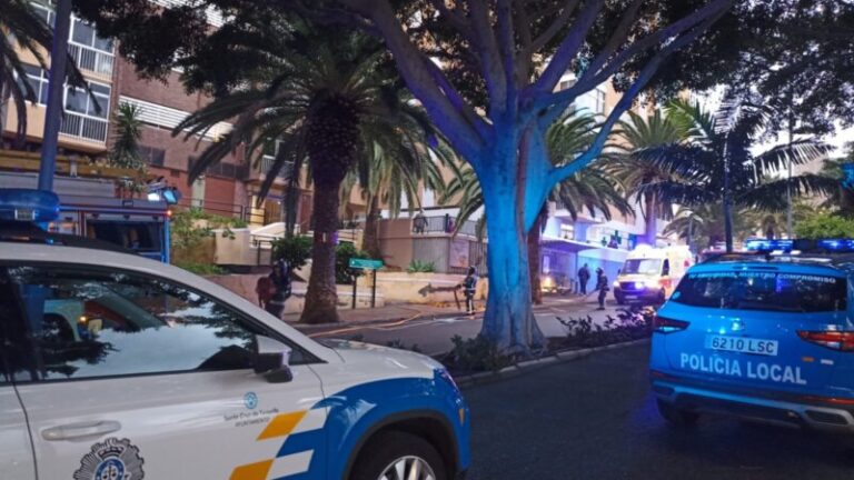 Dos personas resultan heridas en el incendio de un piso en Santa Cruz de Tenerife