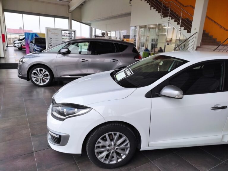 Los concesionarios de coches generan un impacto económico de más de 2.000 millones y casi 20.000 empleos en Canarias