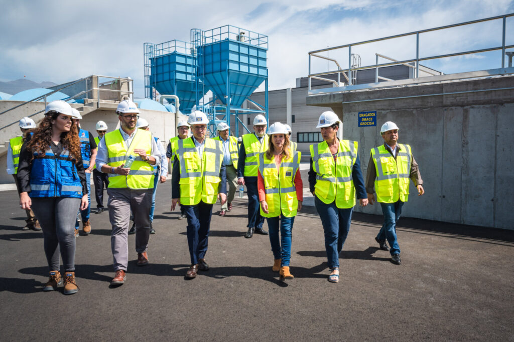 Vertidos Tenerife. Imagen de la visita a las Estaciones Depuradoras de Aguas Residuales del Oeste y Los Letrados. Foto Cabildo de Tenerife