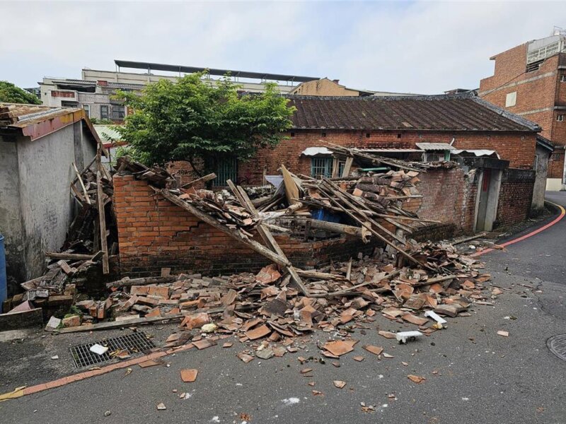 TAIPEI, April 3, 2024 -- This photo taken on April 3, 2024 shows a damaged house in Yilan County, southeast China's Taiwan. EUROPA PRESS. 03/4/2024 ONLY FOR USE IN SPAIN