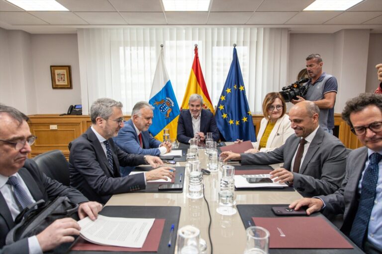 Pactan el reparto de menores migrantes a otras comunidades