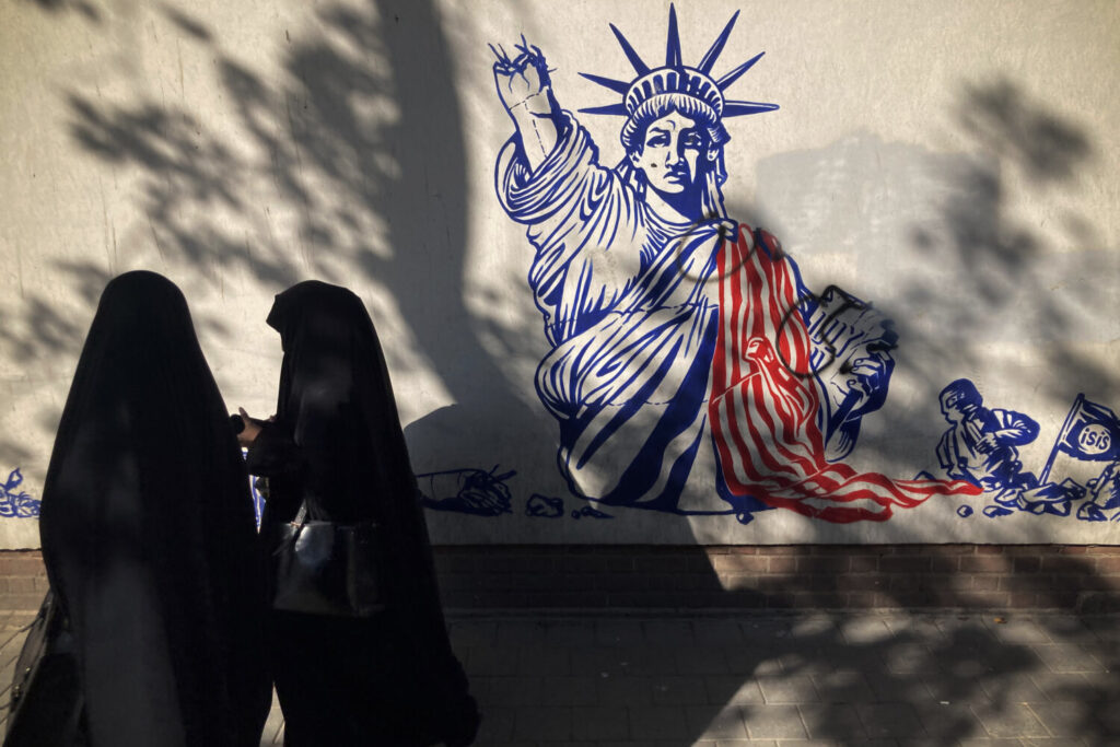 Irán pretende poner en marcha un proyecto para "hacer frente a las anomalías sociales en el ámbito del hiyab"