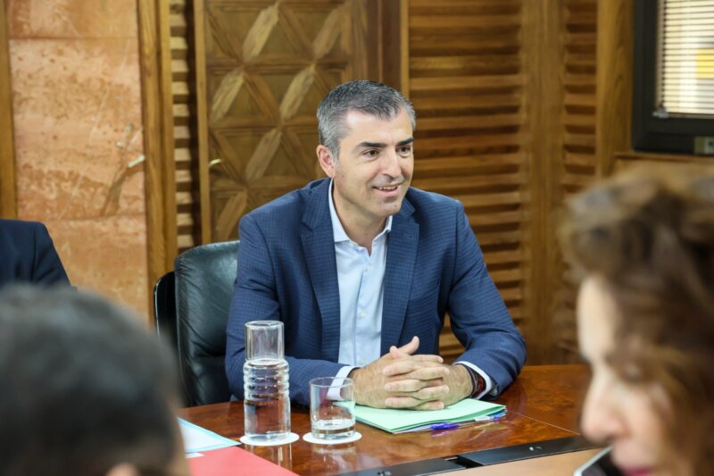 Manuel Domínguez, vicepresidente y consejero de Economía, Industria, Comercio y Autónomos. Imagen Vicepresidencia del Gobierno de Canarias