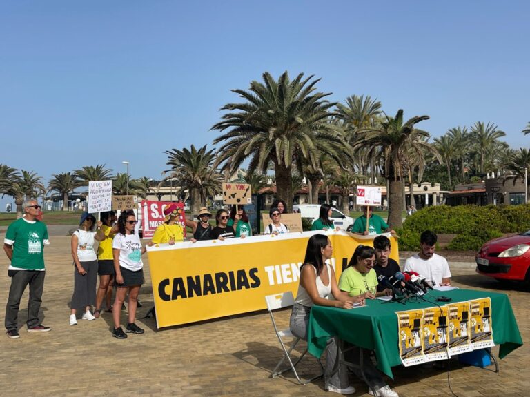 Los promotores del 20A confían en lograr cambiar el modelo canario porque cronifica la pobreza