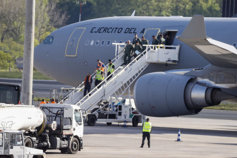 Aterriza en Bilbao el español ingresado en Tailandia por una pancreatitis