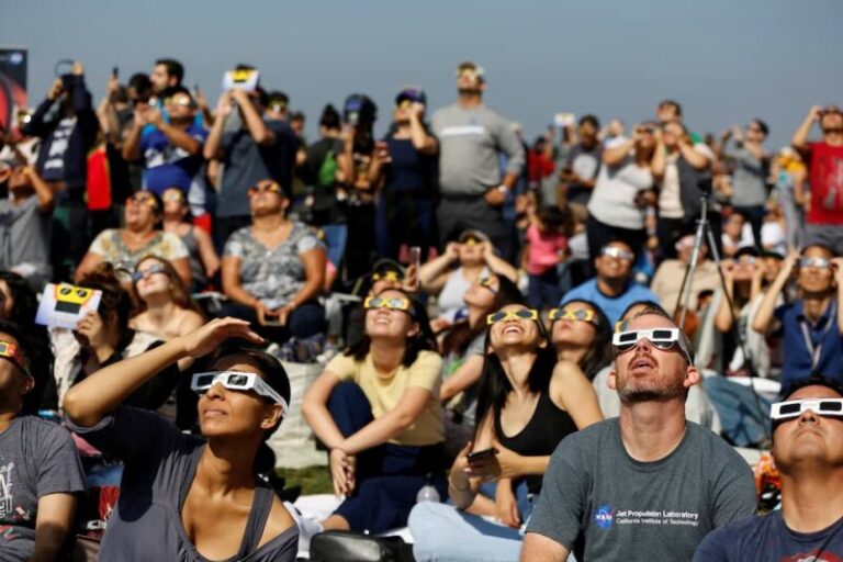 Así se vivió el eclipse de Sol desde Canarias