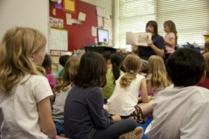 La creatividad en las escuelas, a debate en 'El mundo que viene'