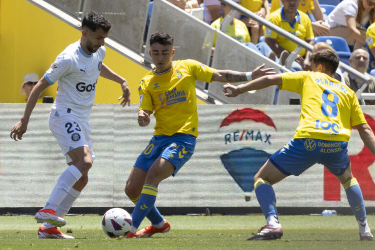 0-2. Las Palmas cae ante el Girona en un partido marcado por los penaltis