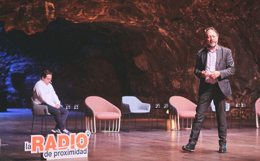 Conferenciantes de El III Foro de la Radio reclaman la necesidad de acelerar el proceso de digitalización de la radio