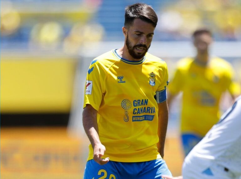 El capitán de la UD Las Palmas, Kirian, se aparta del equipo por razones médicas