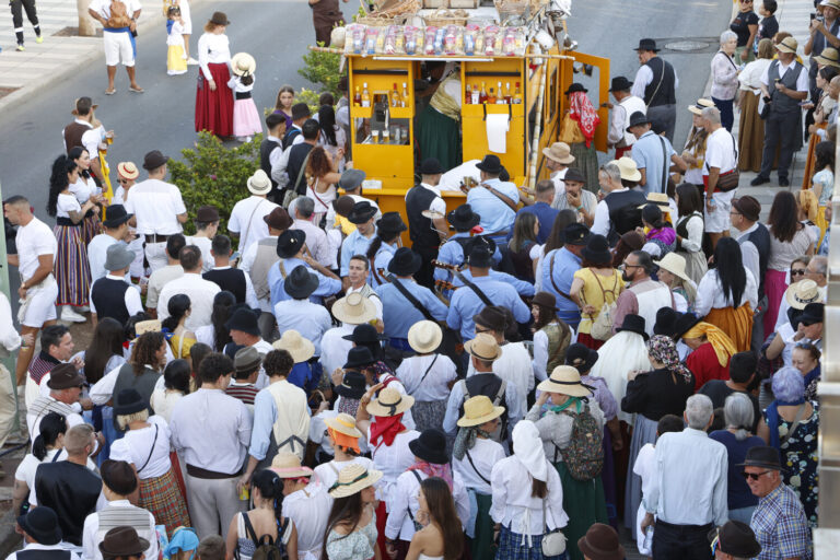 El folclore protagoniza la Romería en honor a San Fernando en Maspalomas