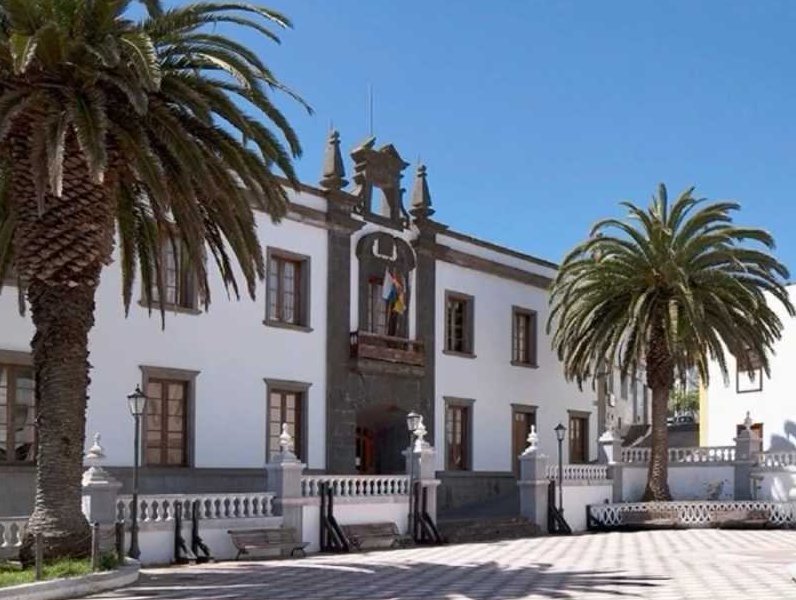 Controvertido bando sobre pintar de blanco las viviendas. Imagen Ayuntamiento de La Laguna