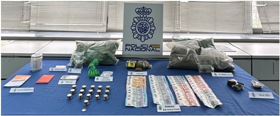 Desarticulado club cannábico. Imagen: Material intervenido en la operación. Policía Nacional