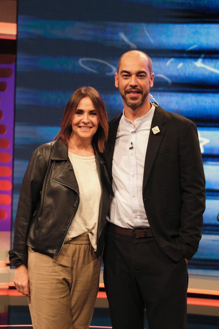 La actriz Melani Olivares visita este domingo ‘Una Mala Noche’