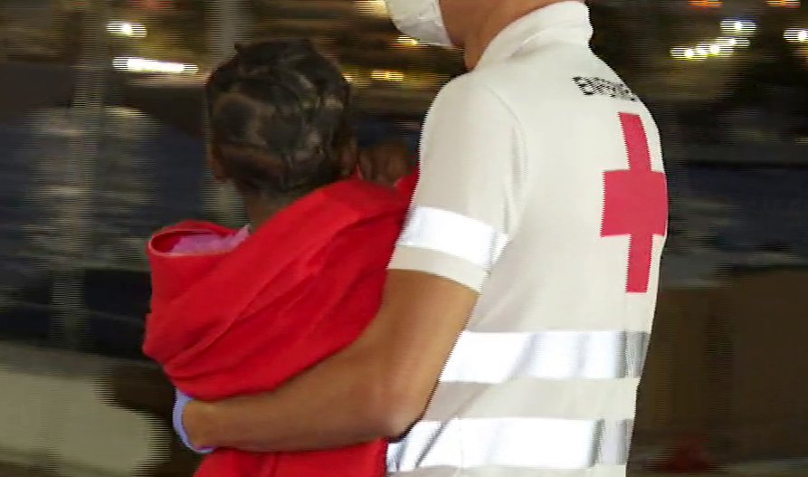 Canarias se volverá a sentar a negociar para garantizar la acogida digna de los menores migrantes