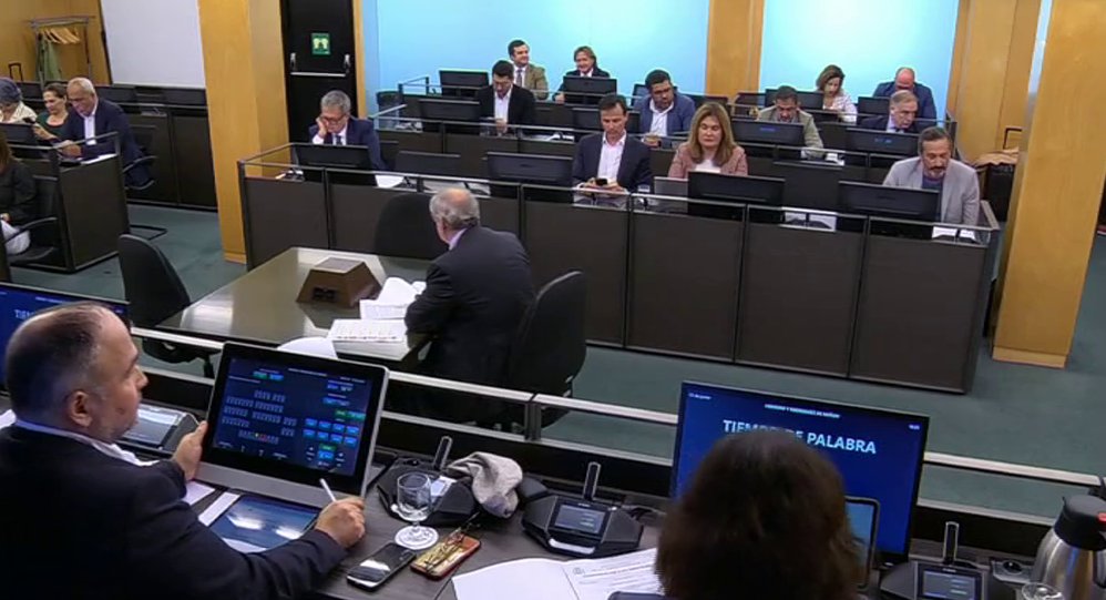 Todos los partidos, salvo Vox, piden que España impulse ante la UE una "agenda insular"