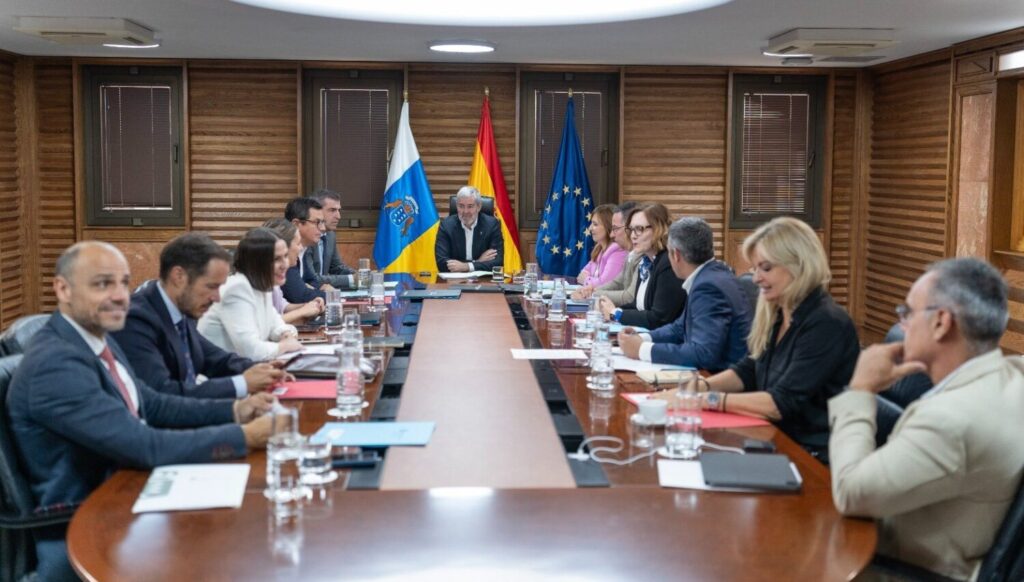 Reparto de los menores migrantes. Imagen: Consejo de Gobierno. Presidencia del Gobierno de Canarias