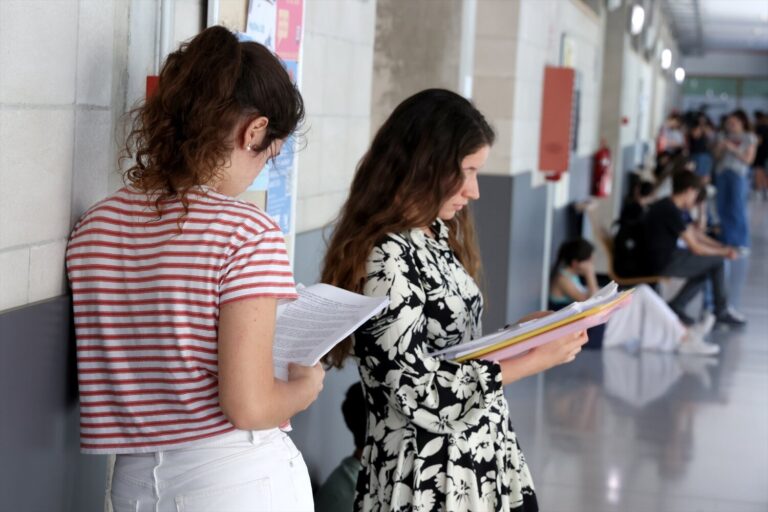 Canarias prepara los exámenes de la PAU