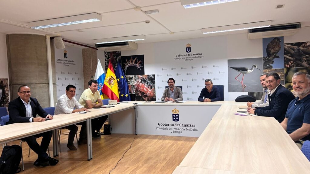 Canarias refuerza la implantación de las zonas de bajas emisiones