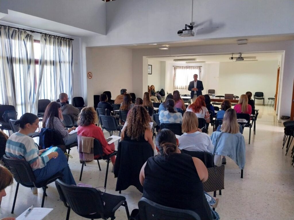 40 profesionales en El Hierro para prevenir la violencia sexual en menores
