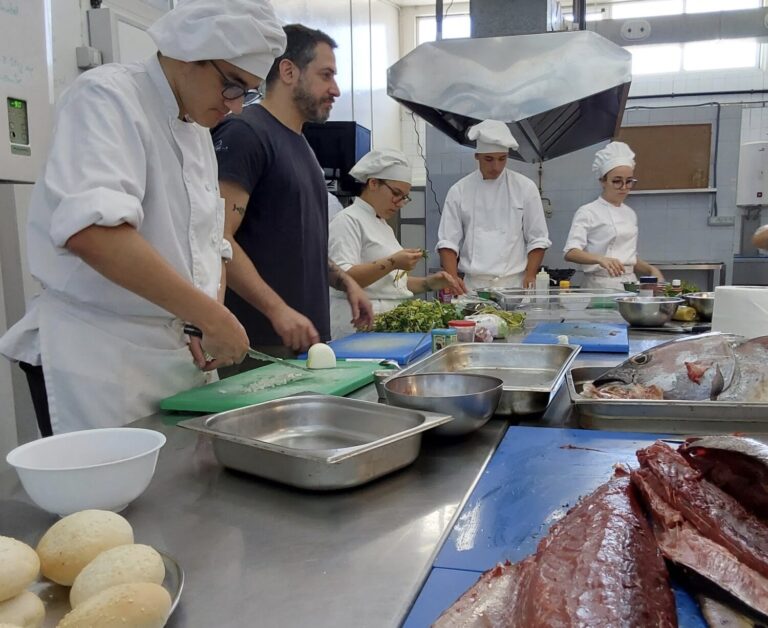 ‘Tarde o temprano’ muestra las oportunidades profesionales que ofrece al alumnado el IES San Marcos