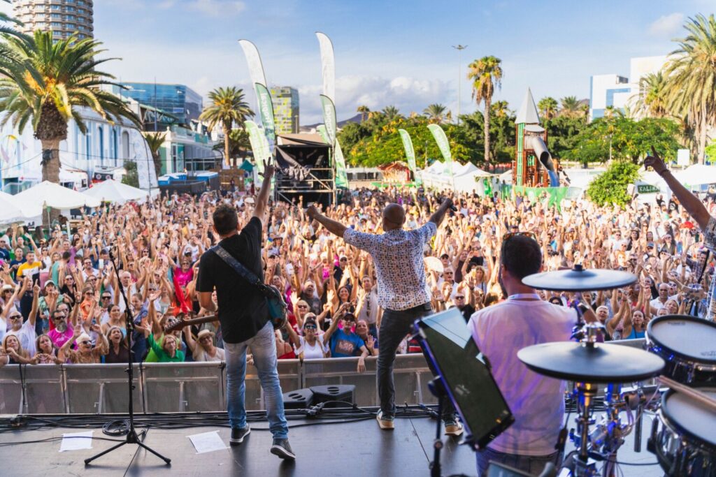 El Parque Santa Catalina se prepara para recibir a los amantes de la música en la edición 2024 del Tropical Fest, que se celebrará los días 14, 15 y 16 de junio en la capital grancanaria