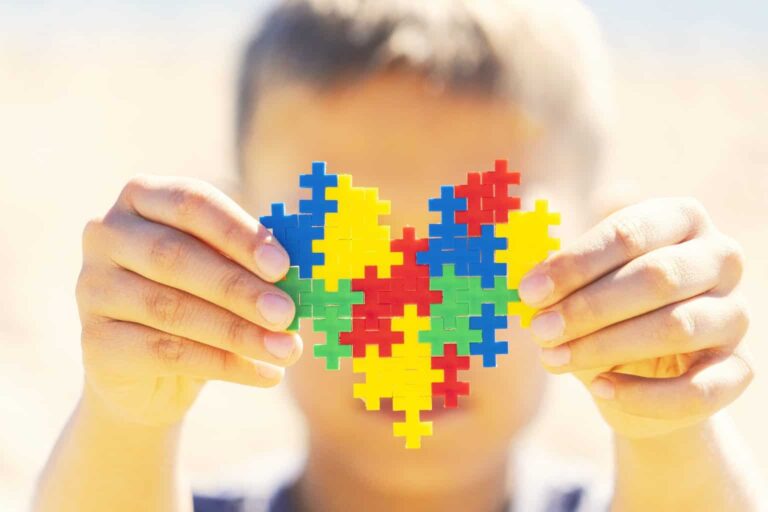 Una guía ayudará a las personas con autismo en el ámbito judicial