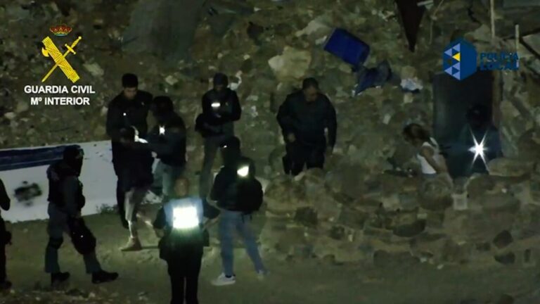 Detenidas seis personas tras la desarticulación de un punto de venta de droga en Gáldar
