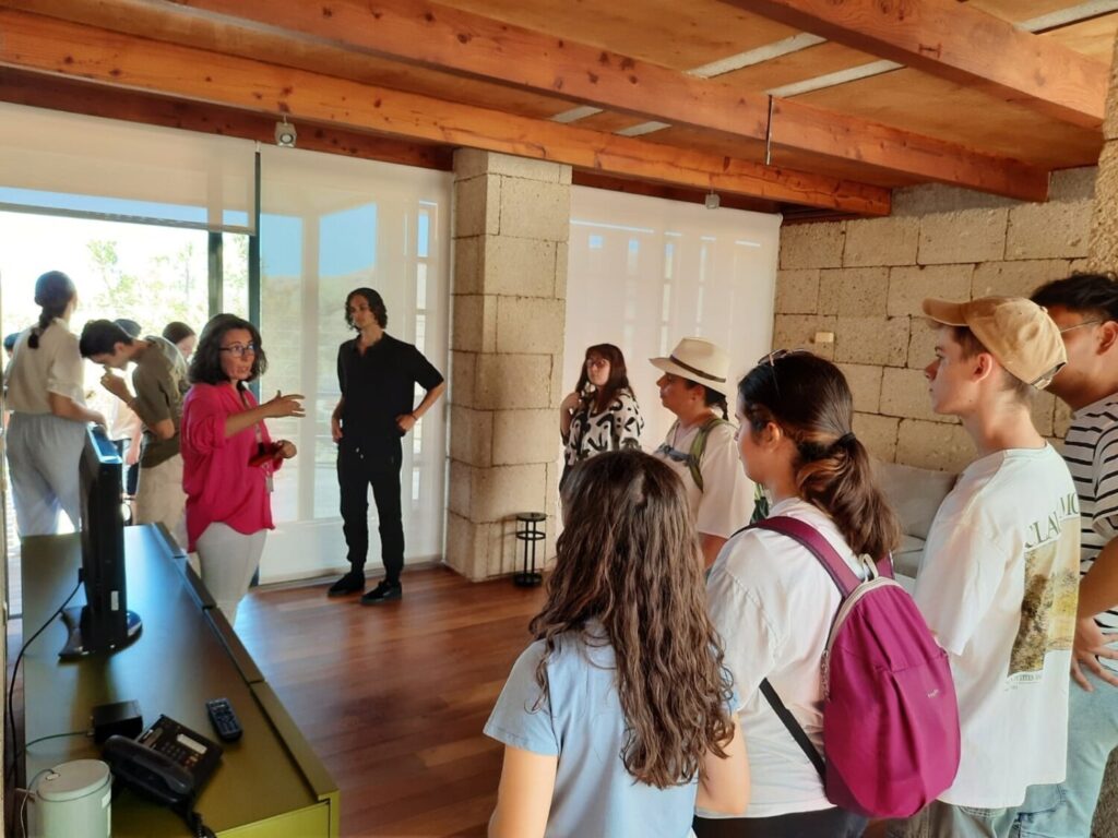 Los estudiantes universitarios visitaron las casas que han sido monitorizadas a lo largo de más de 15 años.