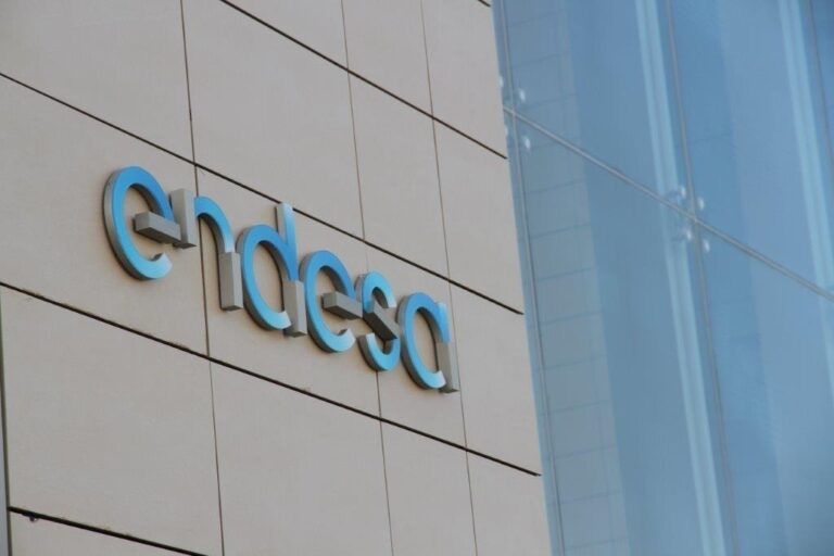 La CNMC inicia un expediente sancionador contra empresas de Endesa por posibles prácticas anticompetitivas