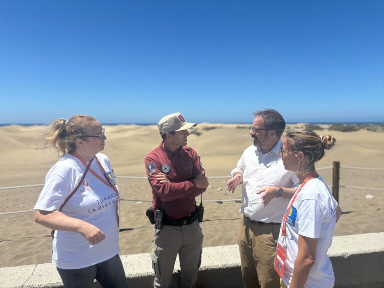 Gran Canaria inicia el servicio de información ambiental de la Reserva Natural de las Dunas de Maspalomas