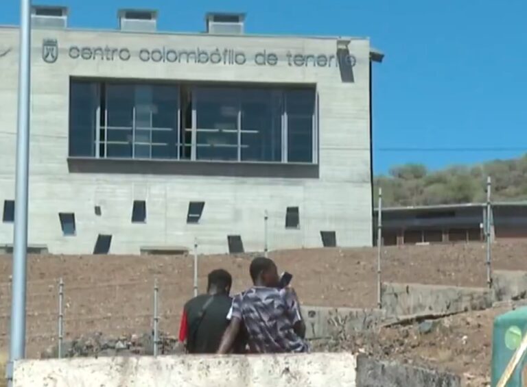 Las comunidades visitan un centro de menores migrantes de Tenerife para comprobar la sobrecarga de la red de acogida