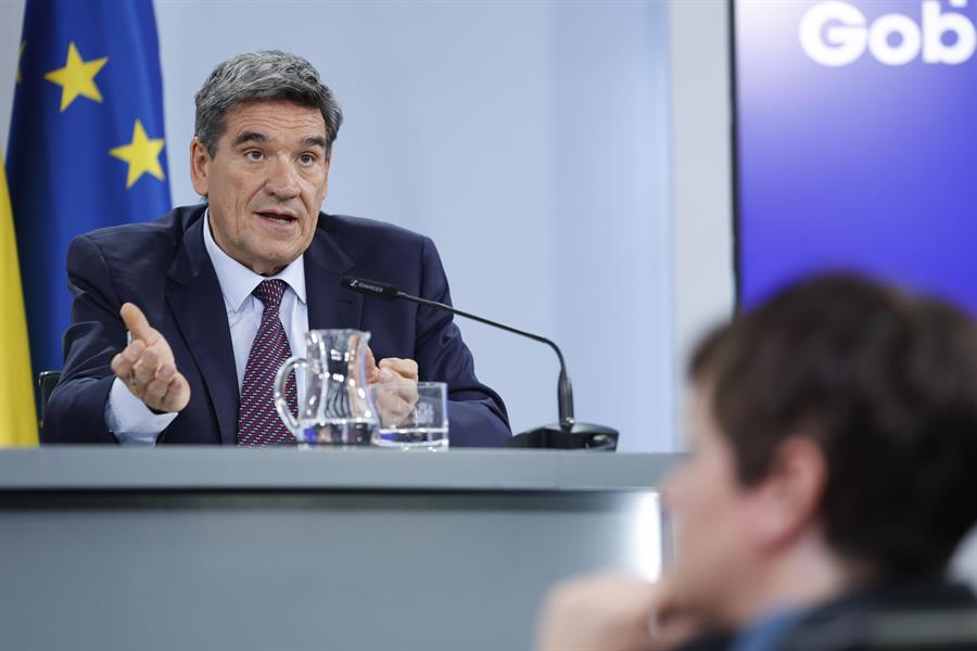 El Gobierno aprueba una oferta pública de empleo récord con 40.146 plazas