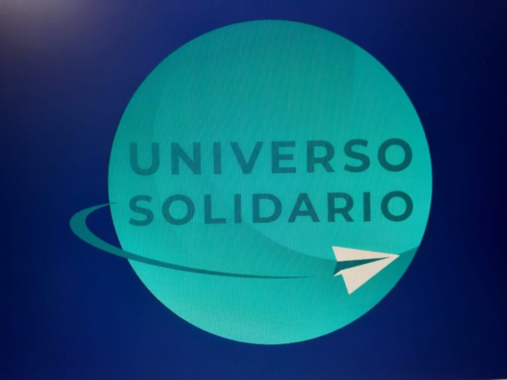 Canarias Radio estrena este lunes 1 de julio a las 15:05 horas una nueva edición de tira diaria de 'Universo Solidario'. El programa presentado por Carlos del Toro estará en las ondas de la radio autonómica durante los meses de julio y agosto para dar a conocer a los oyentes las acciones solidarias y ayudas a colectivos desfavorecidos que se realizan en Canarias.