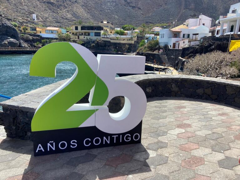 TVC cumple 25 años y lo celebra con un Especial Informativo, un cupón de la ONCE y un documental sobre su primera retransmisión