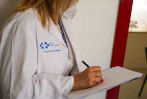 La Consejería de Sanidad aplaza a 2026 los exámenes de oposición que afectan a 75.000 aspirantes