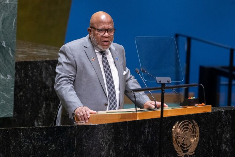 Machado señala la responsabilidad internacional para una transición ordenada en Venezuela