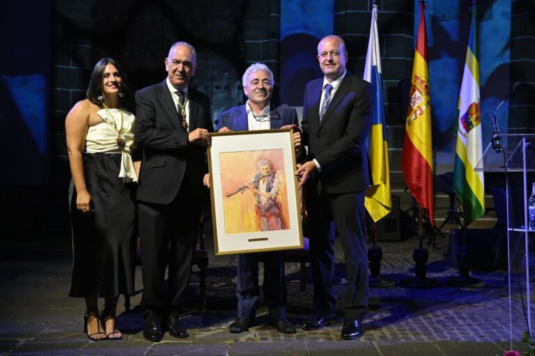 Arrancaron las Fiestas del Pino 2024 en Teror con la lectura del pregón