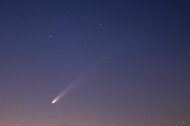 El ‘cometa del siglo’ ya se ha visto en el cielo de Canarias
