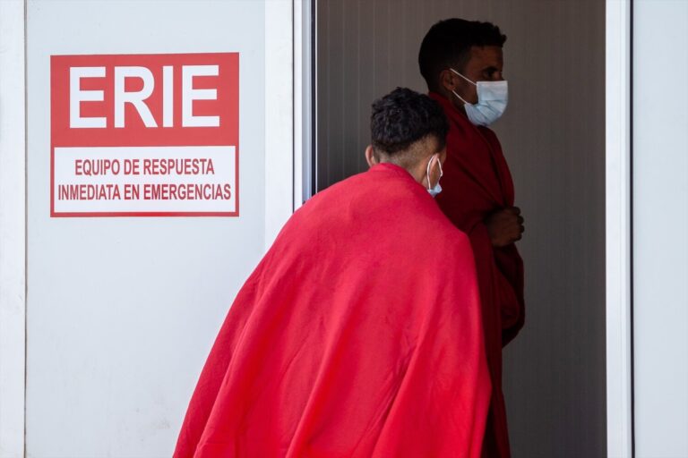 Cuatro embarcaciones llegan a Lanzarote y Fuerteventura con 225 migrantes a bordo