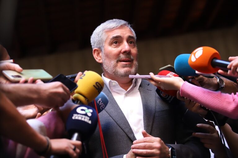 Clavijo avanza que este jueves se celebrará la reunión para desbloquear la reforma de la ley de extranjería