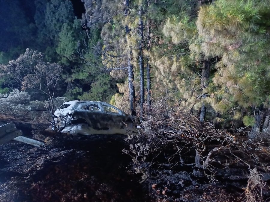 Los bomberos han extinguido un conato de incendio registrado anoche en la Caldera de Los Marteles, en el municipio de Telde