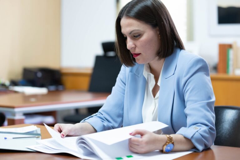 Abierto el plazo para solicitar ayudas al desplazamiento para estudiantes residentes en Canarias