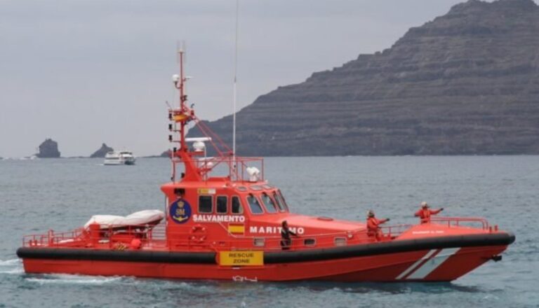 Rescatan cuatro embarcaciones con 205 migrantes en aguas de Lanzarote