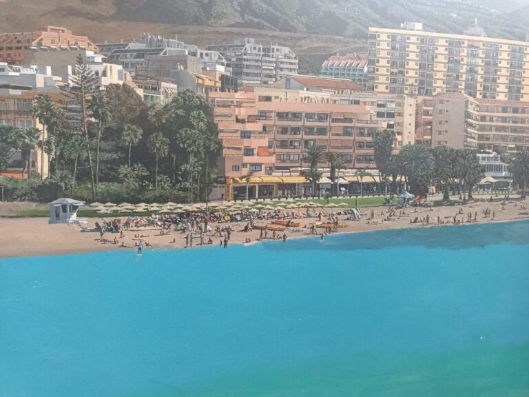 Un mural para recordar a las víctimas del derrumbe de Los Cristianos