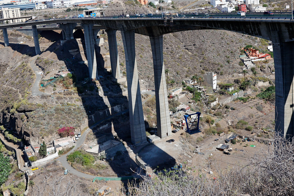Cierre del Viaducto del Guiniguada: 30 camiones con 990 toneladas probarán su resistencia