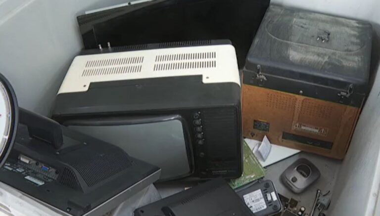 La basura electrónica cada vez más común en Canarias