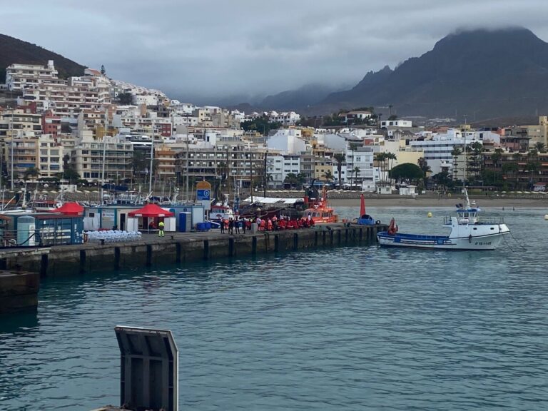 Llegan cerca de 500 migrantes a Canarias en las últimas horas
