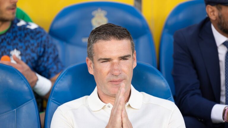 La UD Las Palmas despide a Luis Carrión